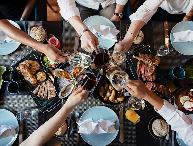 Midtown's Best Of im Family Style